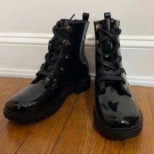 Size 7.5 boots